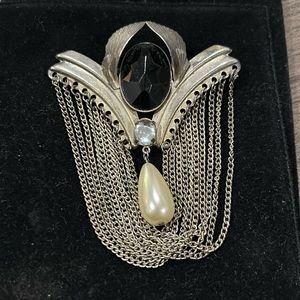 Vintage art deco brooch